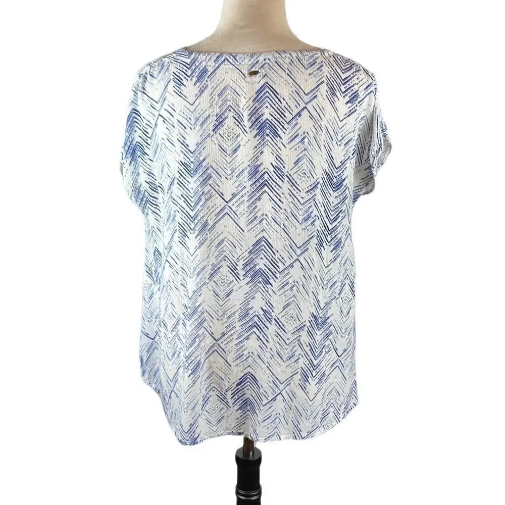O’Neill Blue and Off White Top, Size XS‎